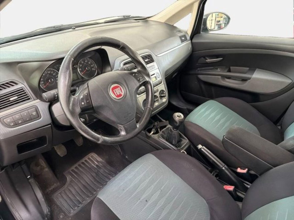Fiat Grande Punto 1.3 MJT 75 CV 5 porte Actual (7)