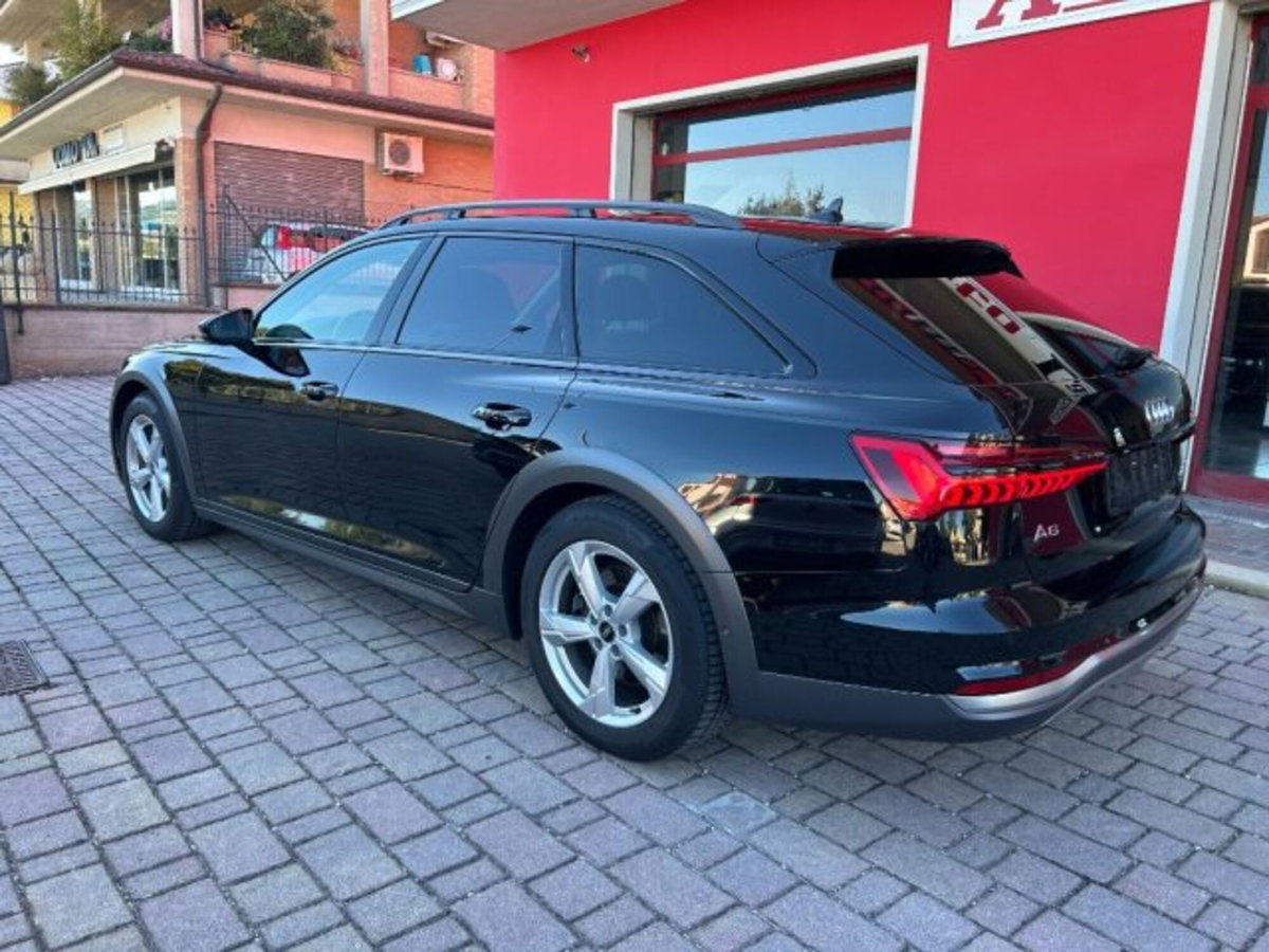 Audi A6 Allroad 40 TDI 2.0 quattro S tronic Evolution (4)