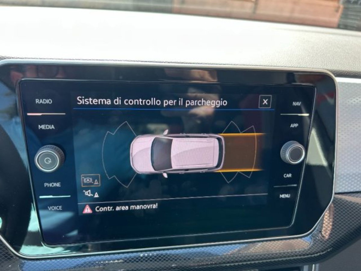 Volkswagen T-Cross 1.0 TSI Sport (18)