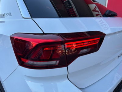 Volkswagen T-Roc 1.0 tsi R-Line 115cv (17)