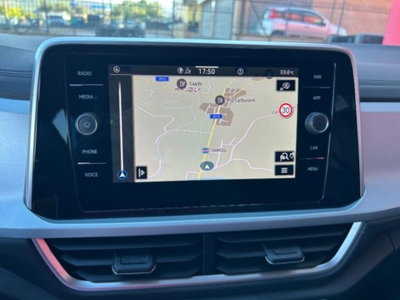 Volkswagen T-Roc 1.0 tsi R-Line 115cv (9)