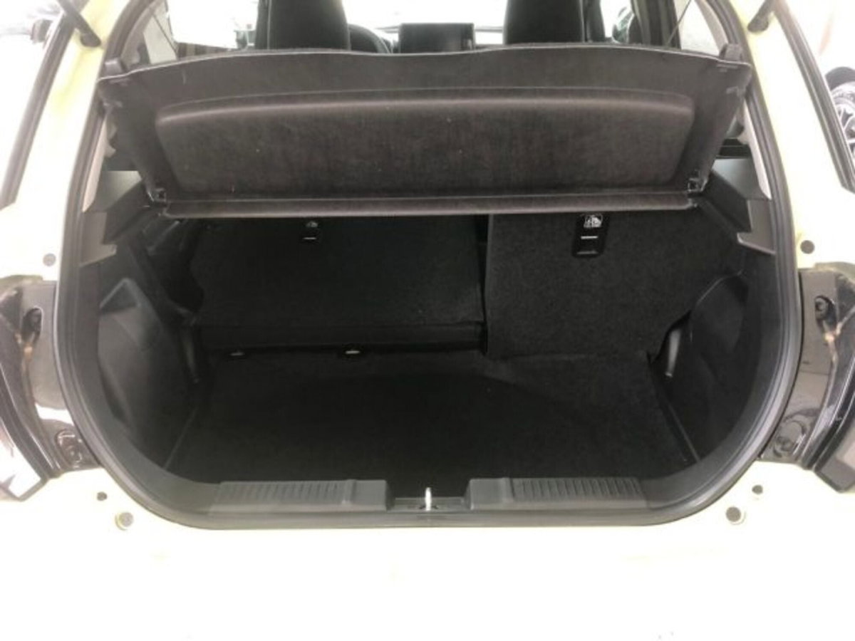 Suzuki Swift 1.2h Top 4wd allgrip (6)