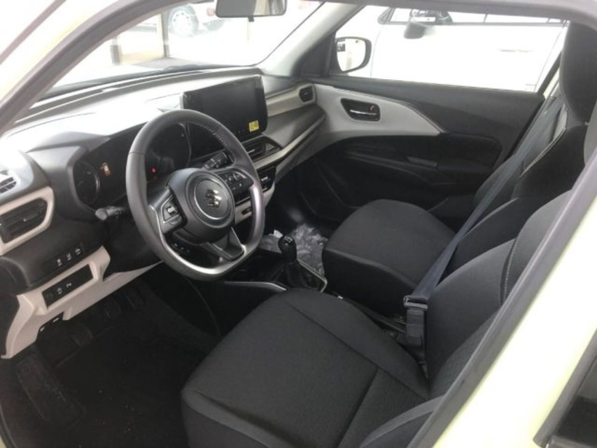 Suzuki Swift 1.2h Top 4wd allgrip (9)