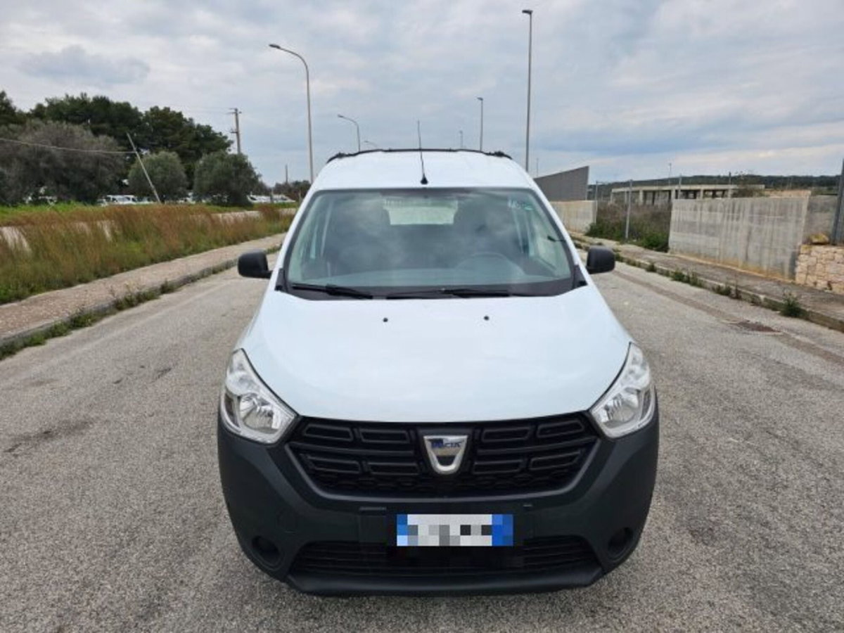 Dacia Dokker Pick-up 1.5 dCi 8V 90CV Start&Stop Pick-Up (2)