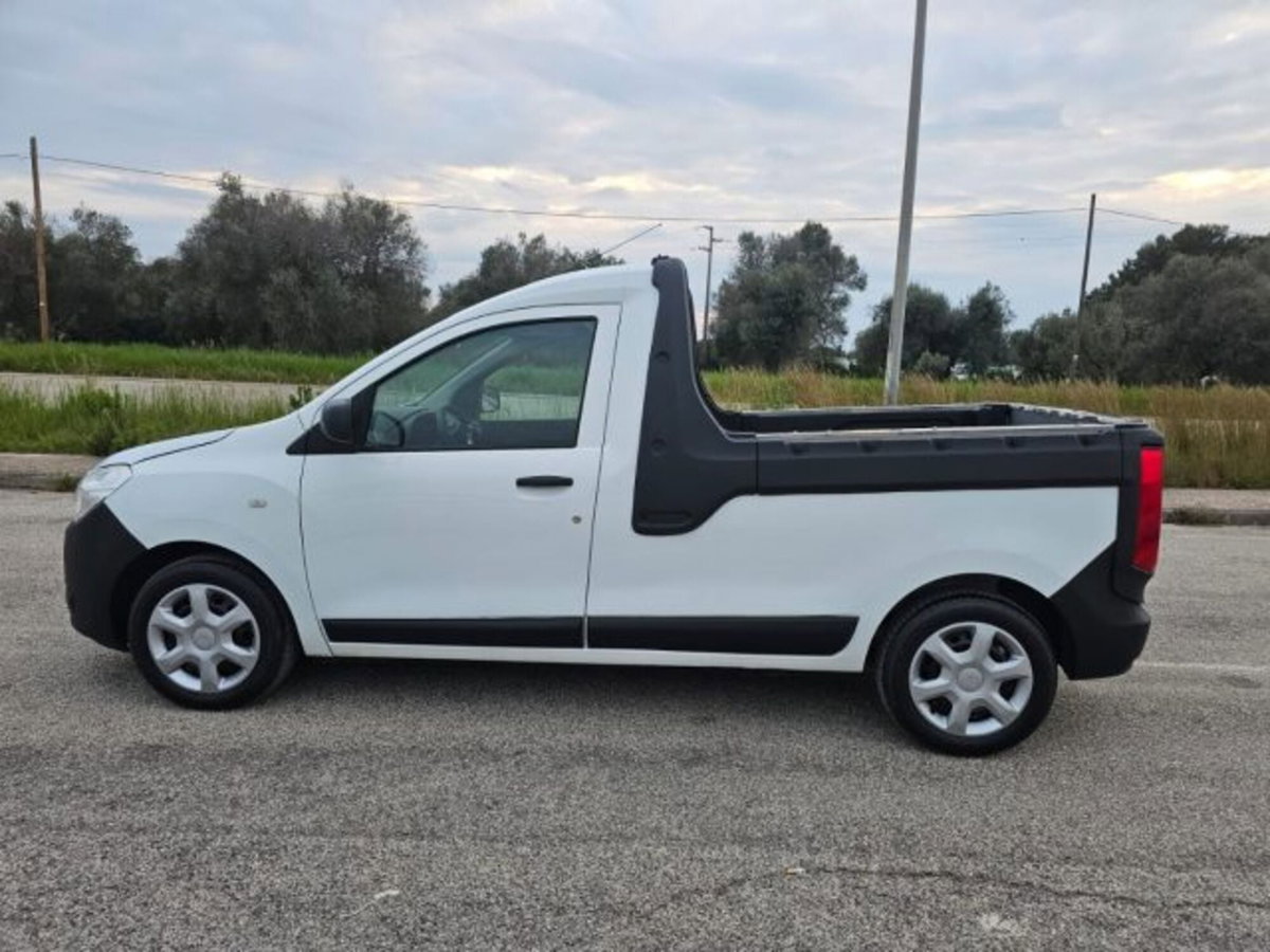 Dacia Dokker Pick-up 1.5 dCi 8V 90CV Start&Stop Pick-Up (8)