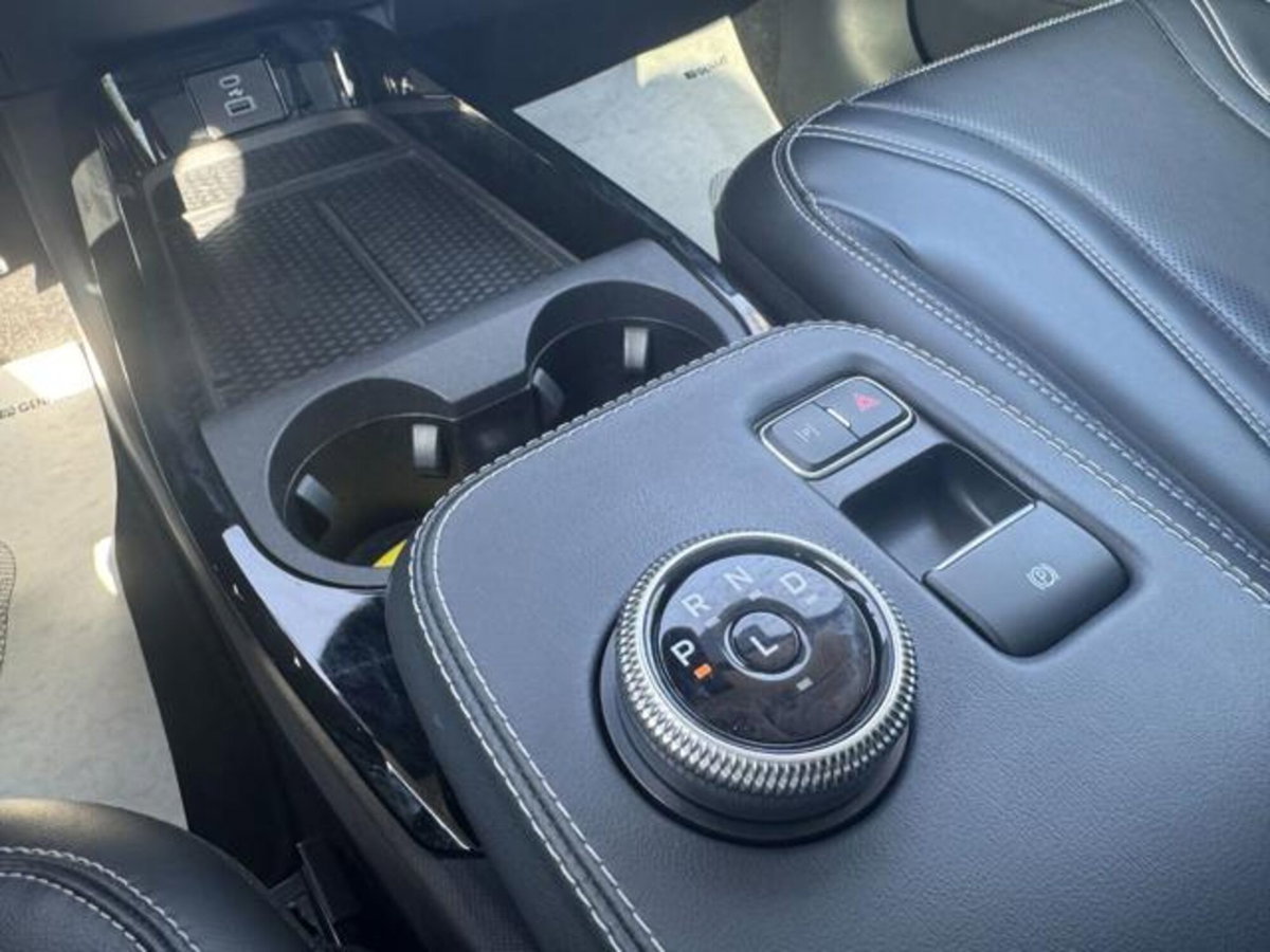 Ford Mustang Mach-E standard range rwd 268cv auto (15)