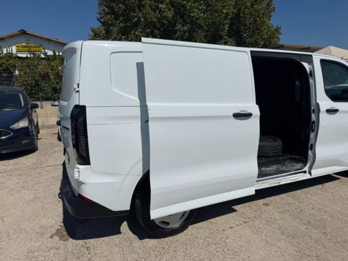 Ford Transit Custom  320 2.0 ecoblue 136cv combi M1 Trend L2H1 (3)