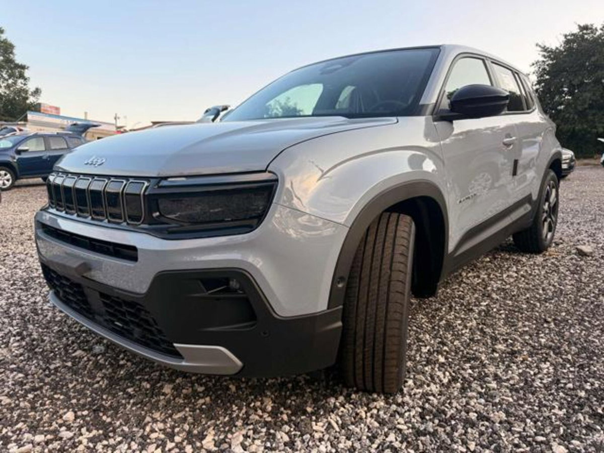 Jeep Avenger 1.2 turbo e-hybrid mhev Summit fwd 110cv edct6 (2)
