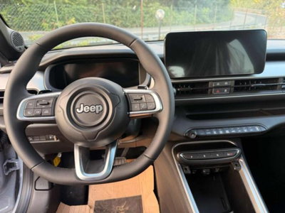 Jeep Avenger 1.2 turbo e-hybrid mhev Summit fwd 110cv edct6 (6)