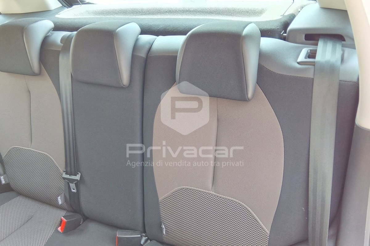 Citroen C3 1.4 HDi 70 Exclusive (14)
