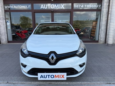 Renault Clio dCi 8V 75 CV 5 porte Moschino Life (4)