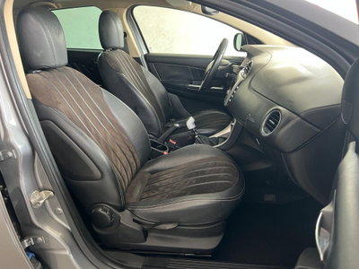 Lancia Delta 2.0 MJT DPF Gold (16)