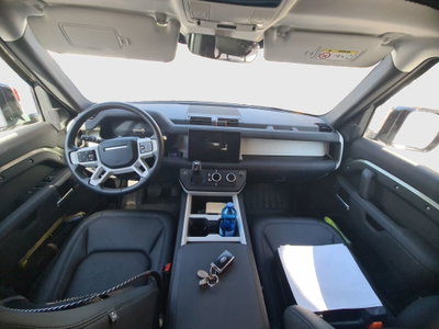 Land Rover Defender 110 3.0D I6 200 CV AWD Auto S (11)