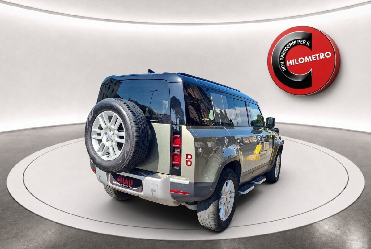 Land Rover Defender 110 3.0D I6 200 CV AWD Auto S (9)