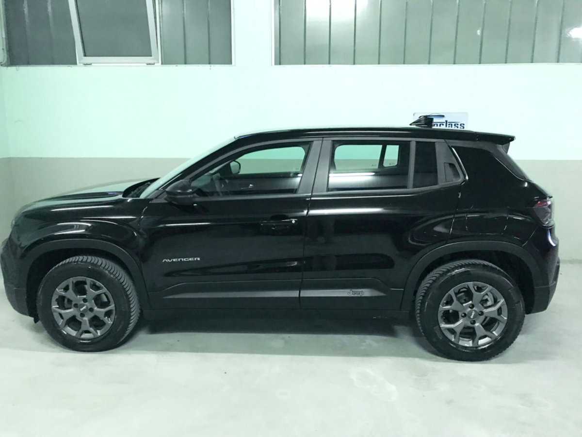 Jeep Avenger 1.2 turbo Longitude fwd 100cv (5)