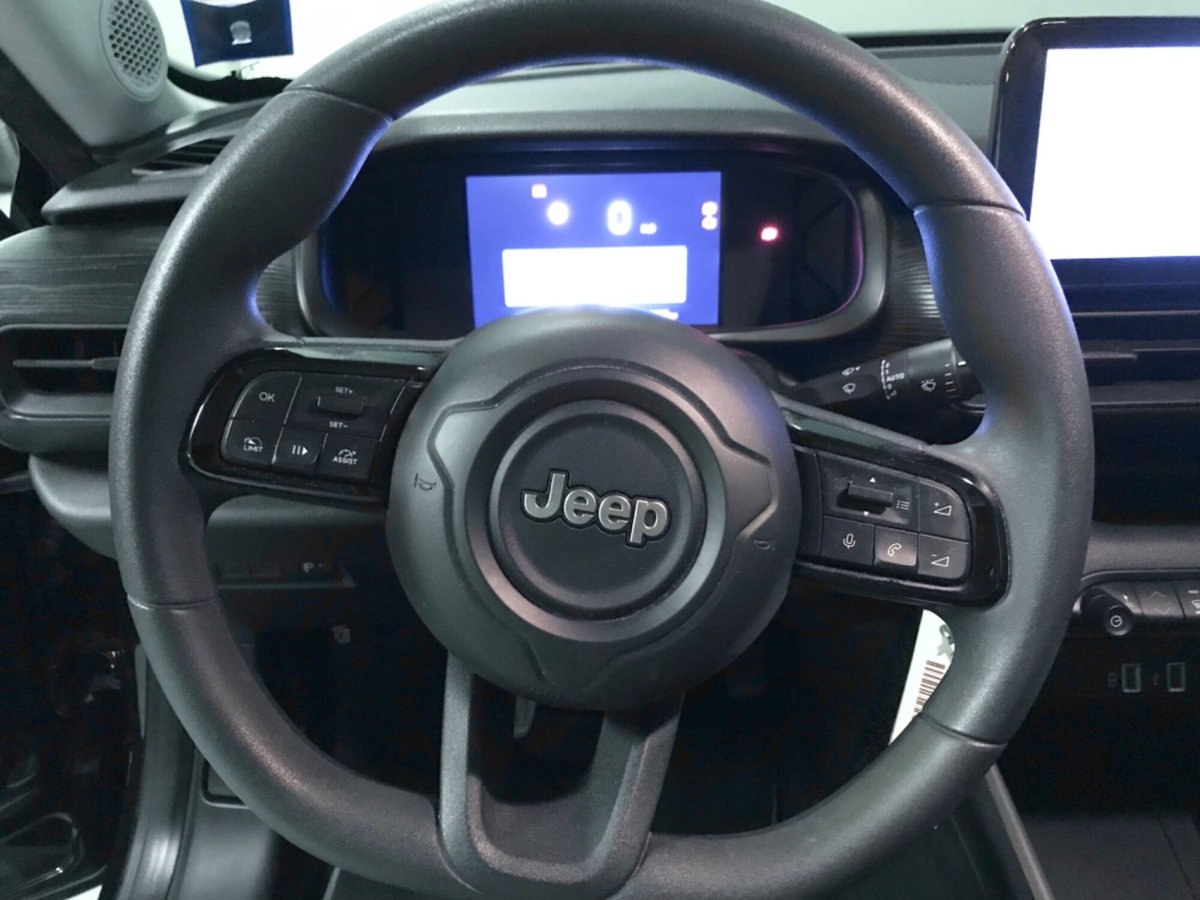 Jeep Avenger 1.2 turbo Longitude fwd 100cv (9)