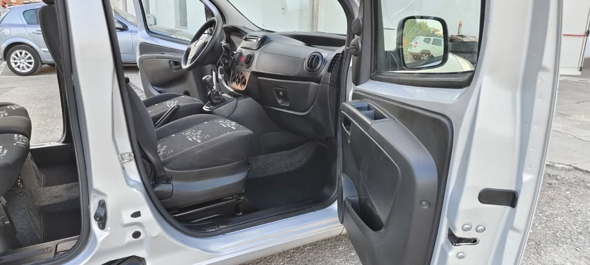 Fiat Qubo 1.4 8V 77 CV Dynamic Natural Power (9)