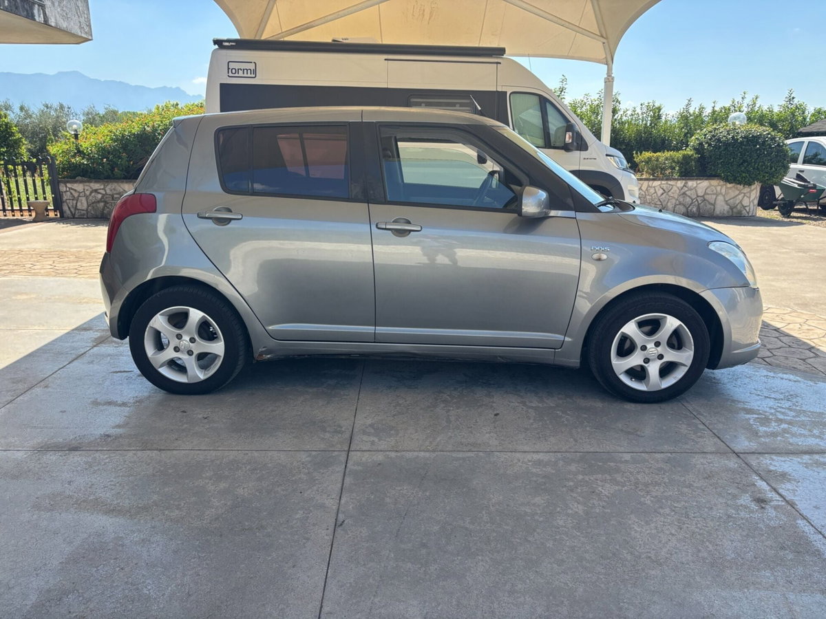 Suzuki Swift 1.3 DDiS 5p. GL (4)