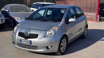 Toyota Yaris 1.3 5 porte M-MT Sol (3)