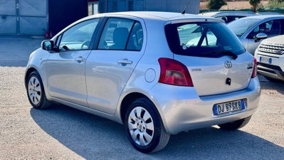 Toyota Yaris 1.3 5 porte M-MT Sol (4)