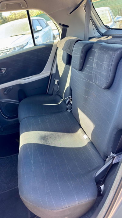 Toyota Yaris 1.3 5 porte M-MT Sol (9)