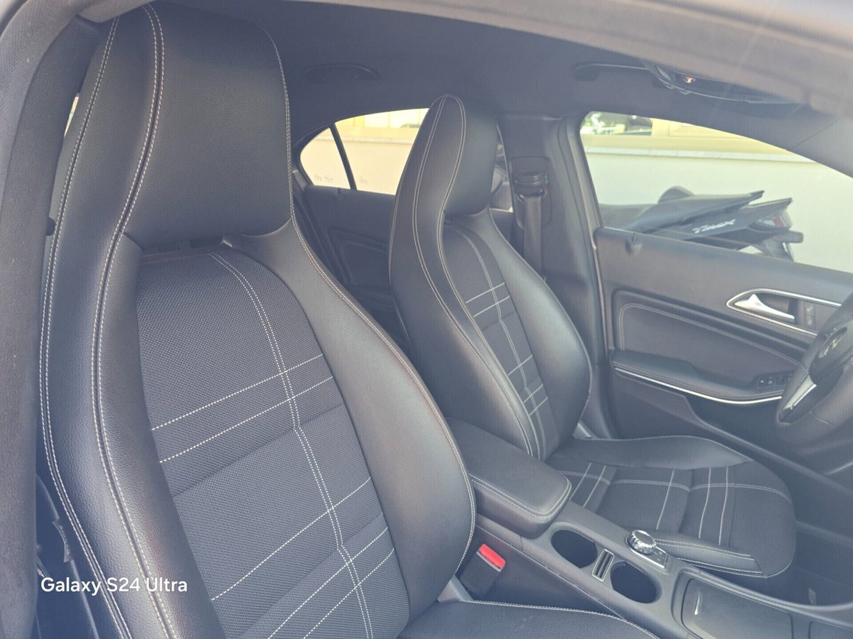 Mercedes-Benz Classe A 180 CDI Sport (11)