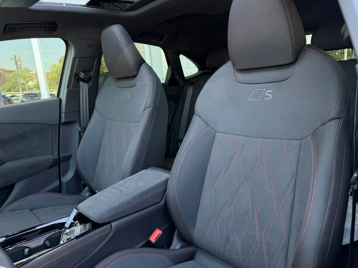Audi Q3 Sportback 35 TDI quattro S tronic S line edition (14)