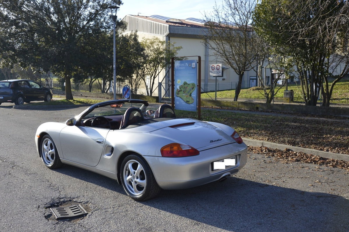 Porsche Boxster 2.5i 24V cat (10)