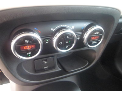 Fiat 500L 1.6 Multijet 105 CV Trekking (11)