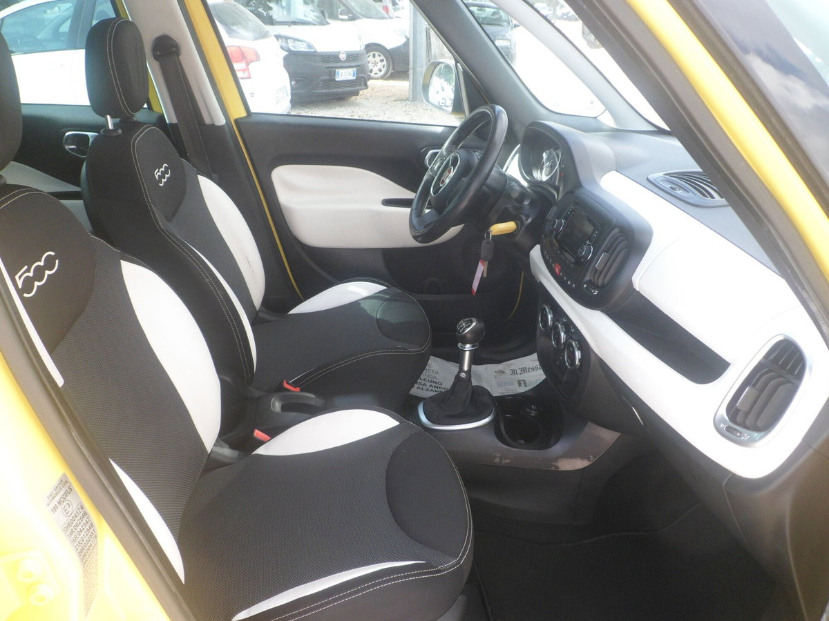 Fiat 500L 1.6 Multijet 105 CV Trekking (13)