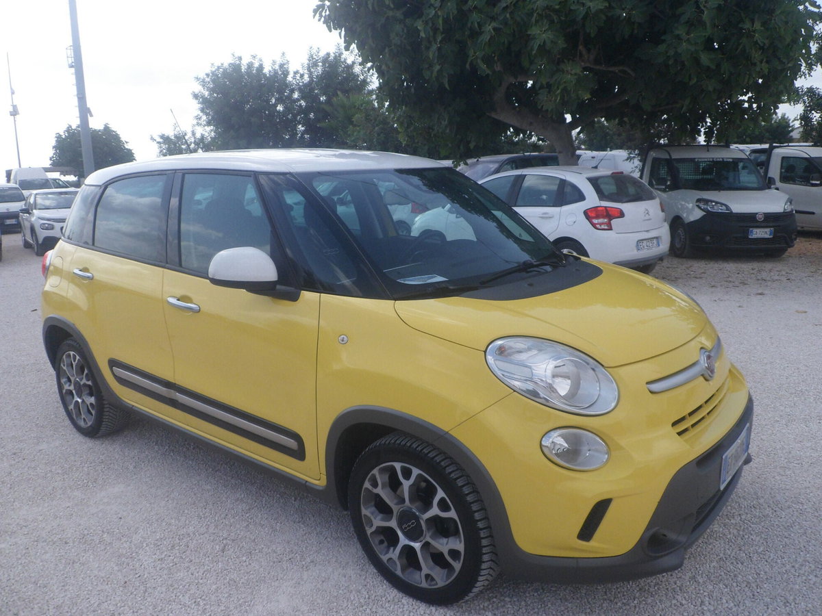 Fiat 500L 1.6 Multijet 105 CV Trekking (3)
