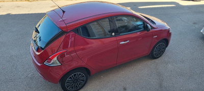 Lancia Ypsilon 1.2 69 CV 5 porte GPL Ecochic Alberta Ferretti (8)