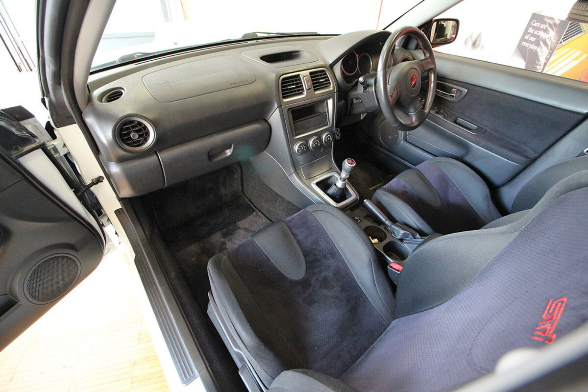 Subaru Impreza 2.0 turbo 16V cat WRX EC (15)