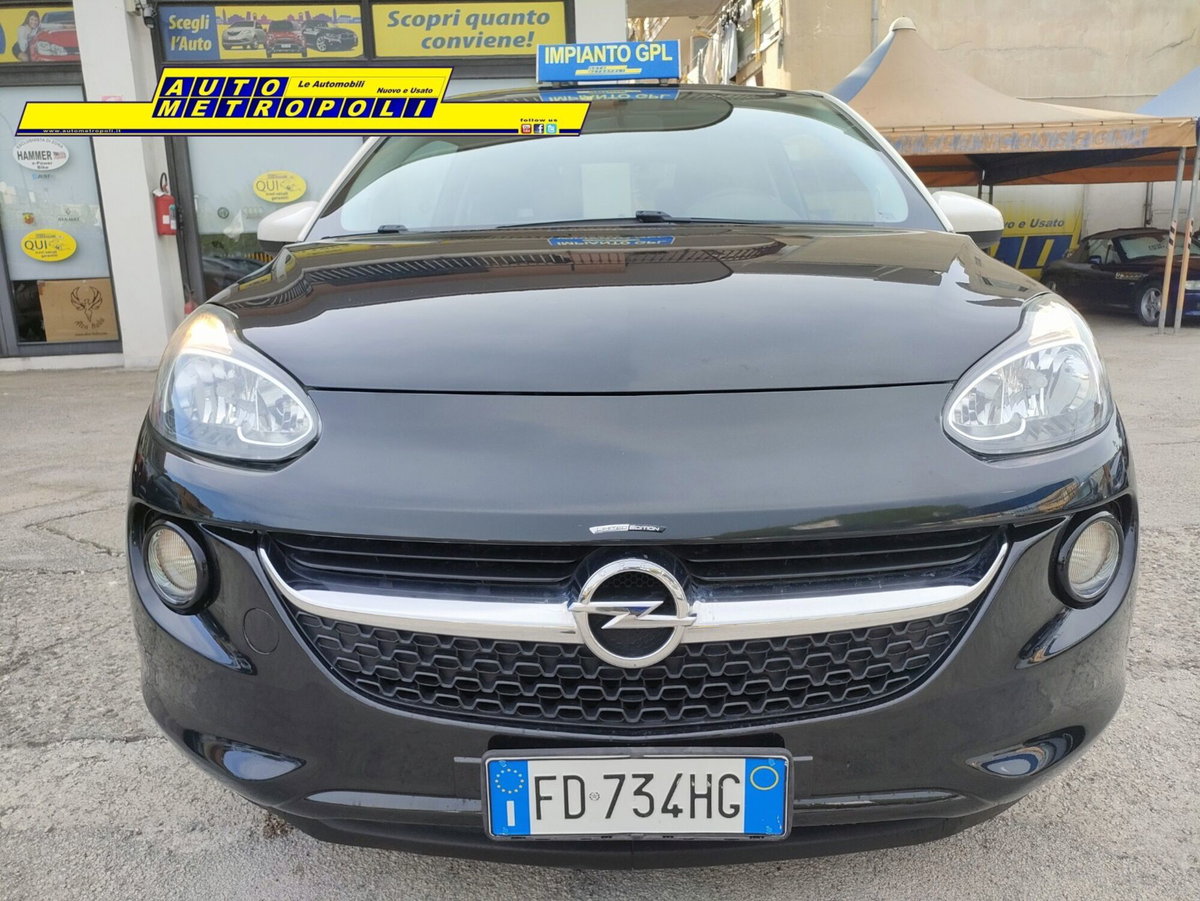 Opel Adam 1.4 87 CV GPL Tech Glam (2)