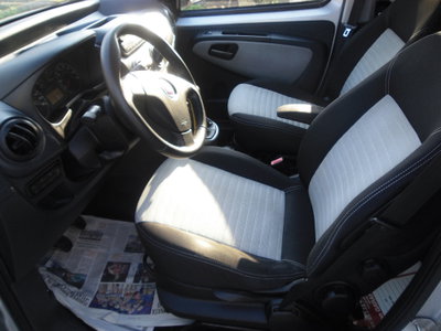 Fiat Qubo 1.3 MJT 75 CV Trekking (10)