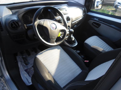 Fiat Qubo 1.3 MJT 75 CV Trekking (11)