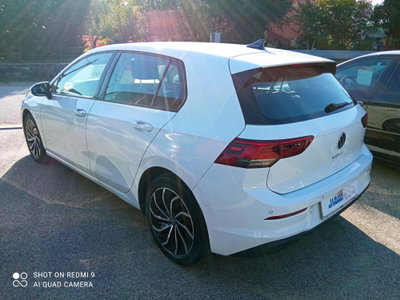 Volkswagen Golf 2.0 TDI DSG SCR Life (6)