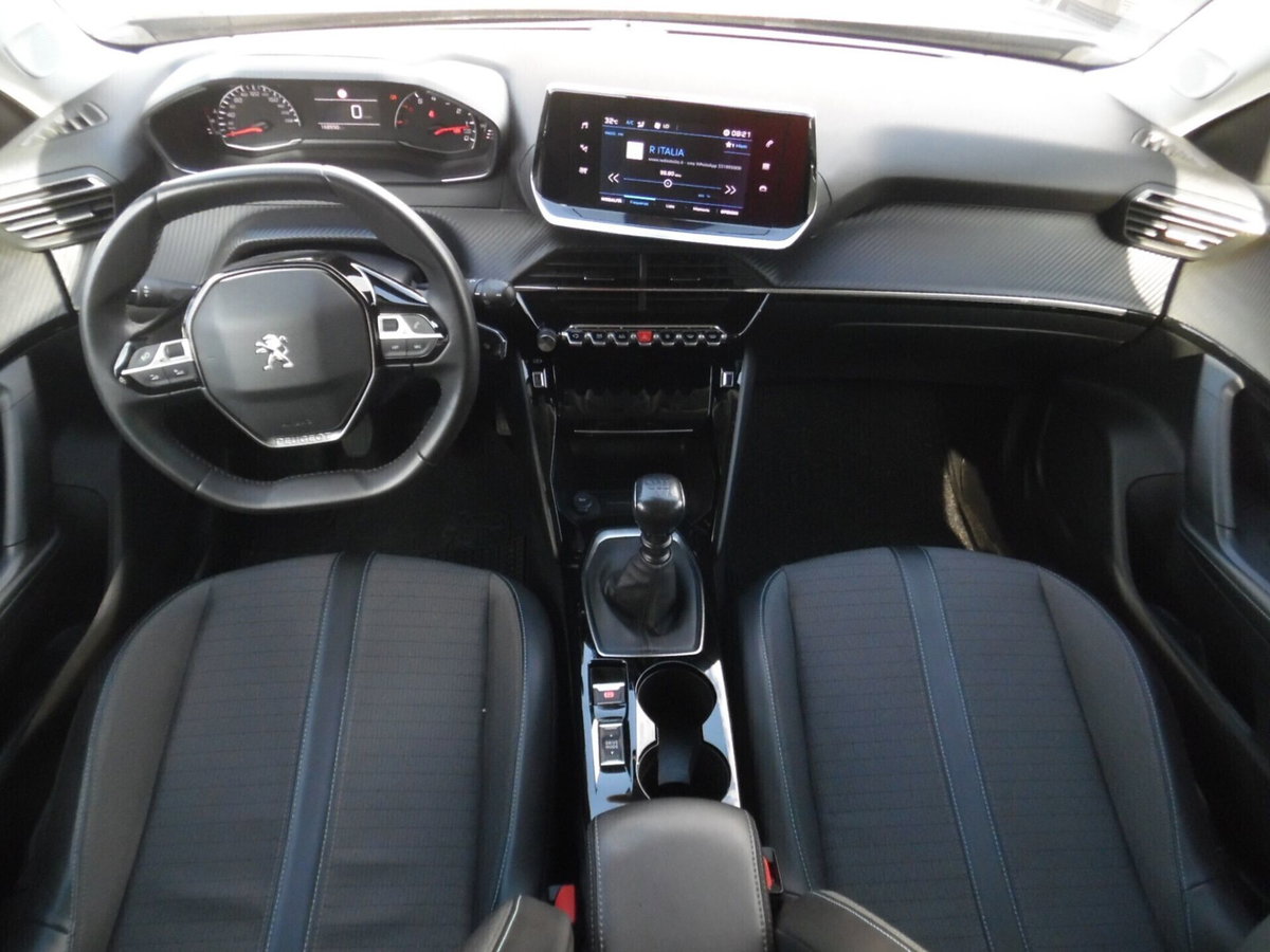 Peugeot 2008 BlueHDi 110 S&S Allure (13)