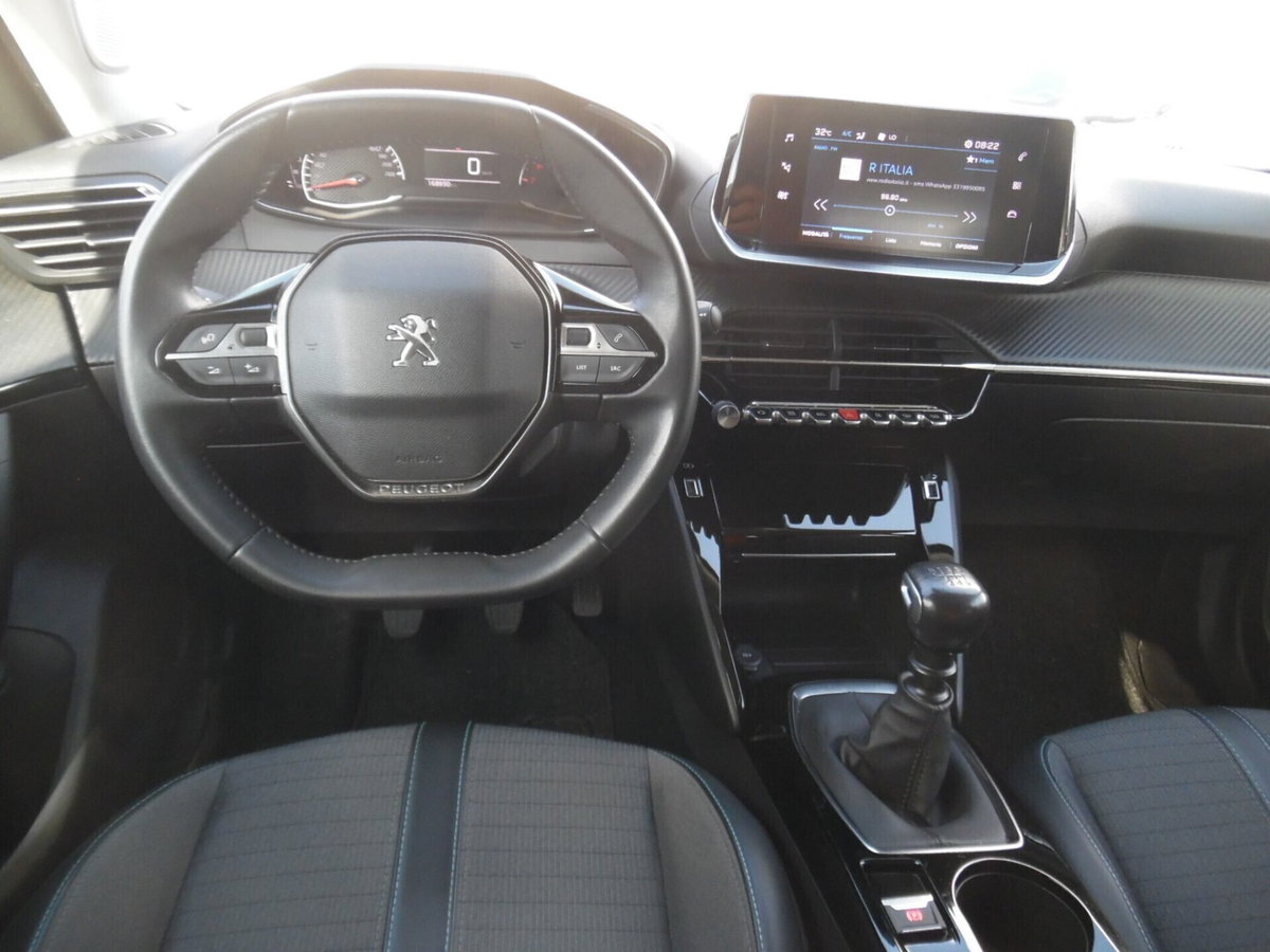 Peugeot 2008 BlueHDi 110 S&S Allure (14)