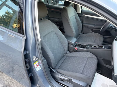 Volkswagen Golf Variant 1.0 eTSI EVO DSG Life (12)