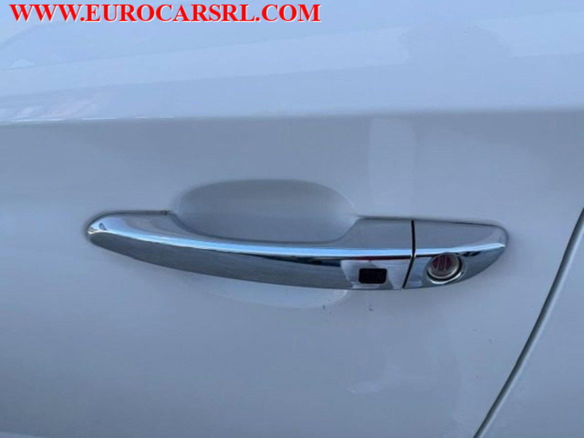 Hyundai Tucson 1.7 CRDi XPossible (11)