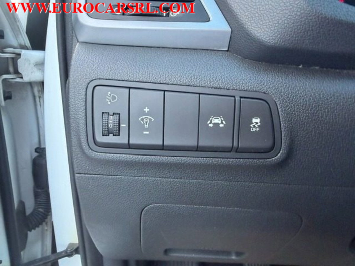 Hyundai Tucson 1.7 CRDi XPossible (15)