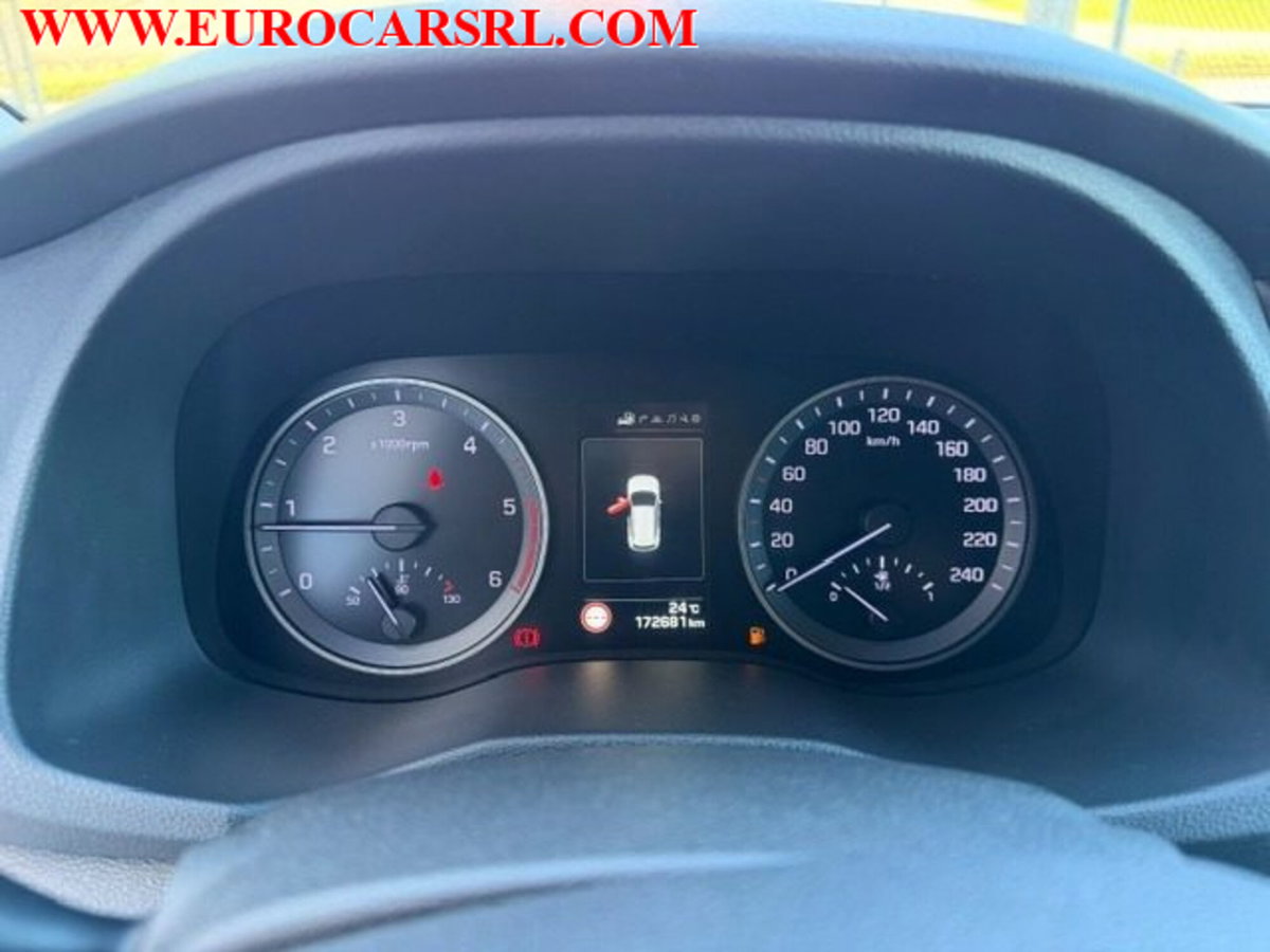 Hyundai Tucson 1.7 CRDi XPossible (17)