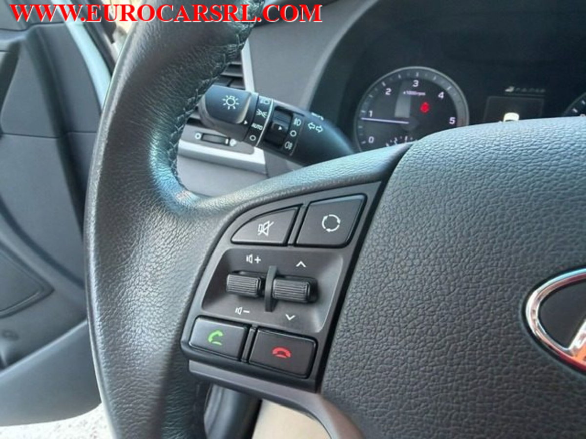 Hyundai Tucson 1.7 CRDi XPossible (18)