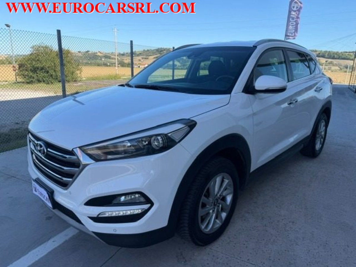 Hyundai Tucson 1.7 CRDi XPossible (3)