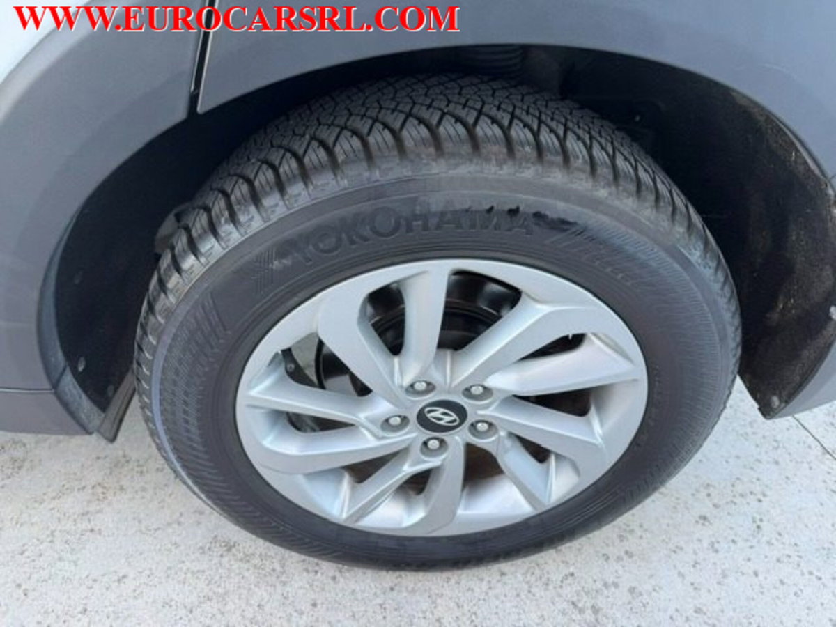 Hyundai Tucson 1.7 CRDi XPossible (6)