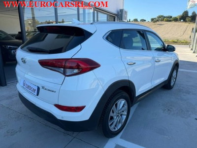 Hyundai Tucson 1.7 CRDi XPossible (9)