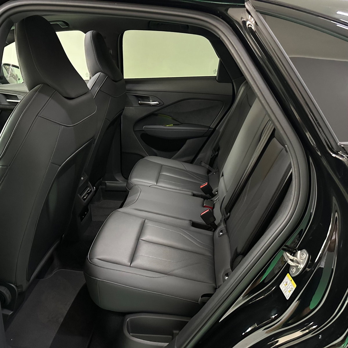 Audi Q3 Sportback 40 2.0 tdi Identity Black quattro 193cv s-tronic (17)