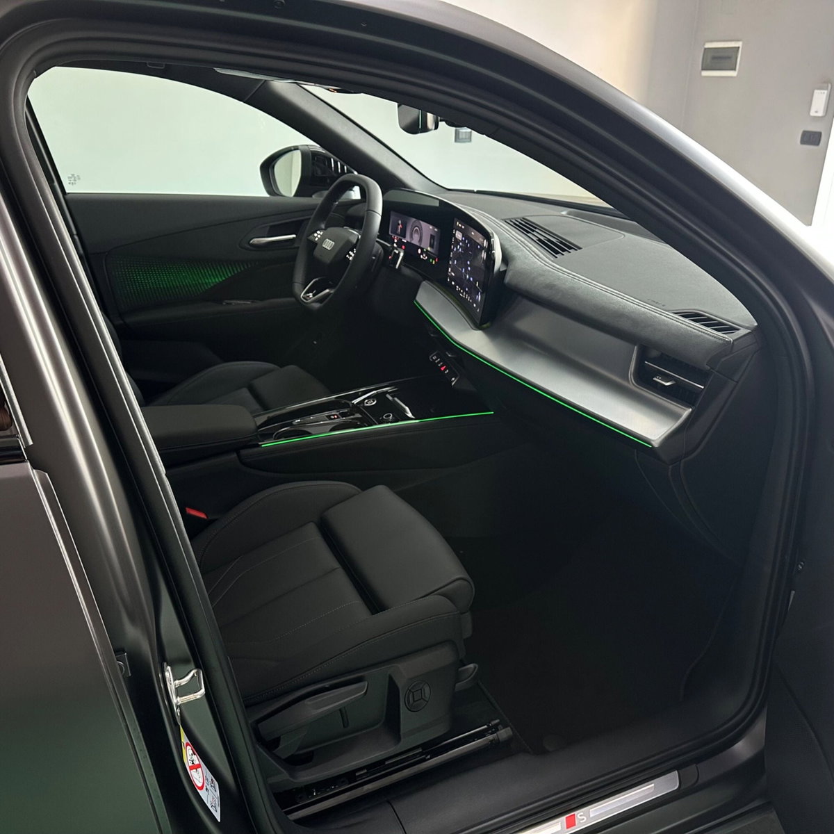 Audi Q3 Sportback 35 TDI quattro S tronic S line edition (11)