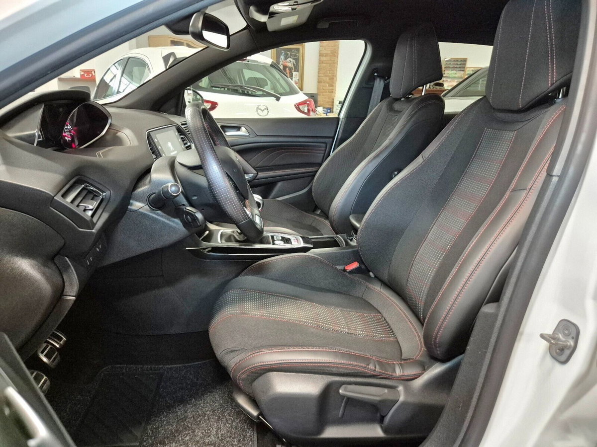 Peugeot 308 BlueHDi 120 S&S EAT6 GT Line (5)